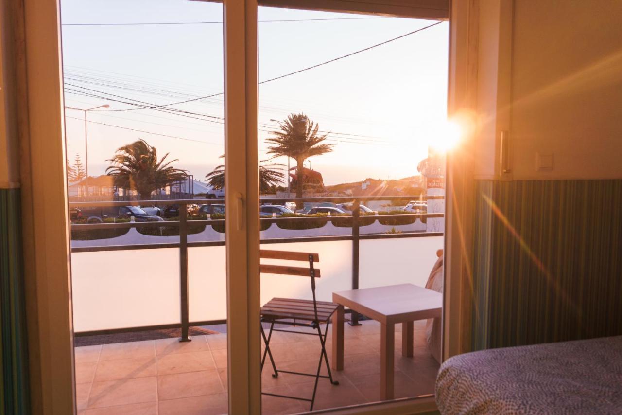 Hospedium Hostel Republica Surf House Ericeira Exteriér fotografie